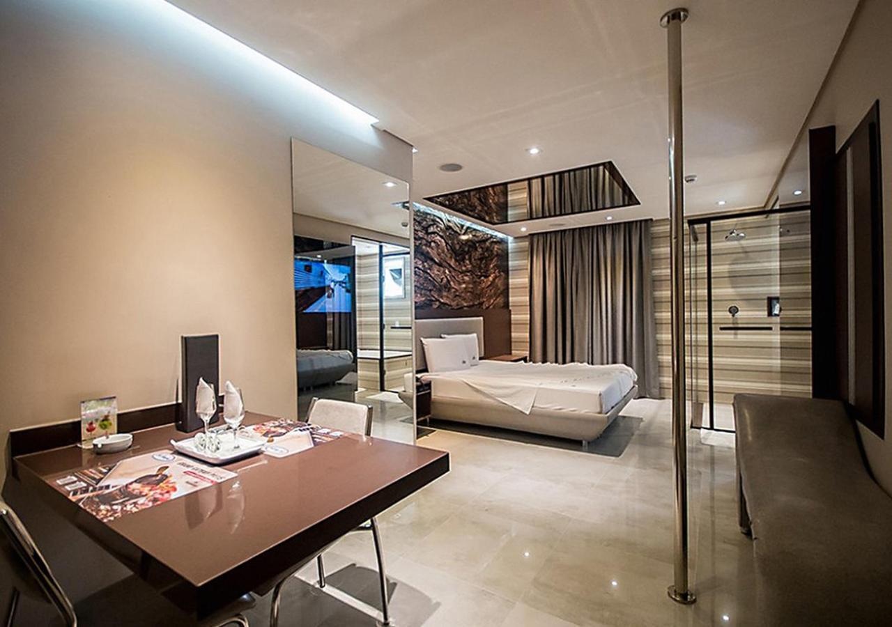 Caribe Motel (Adults Only) São Paulo Zewnętrze zdjęcie